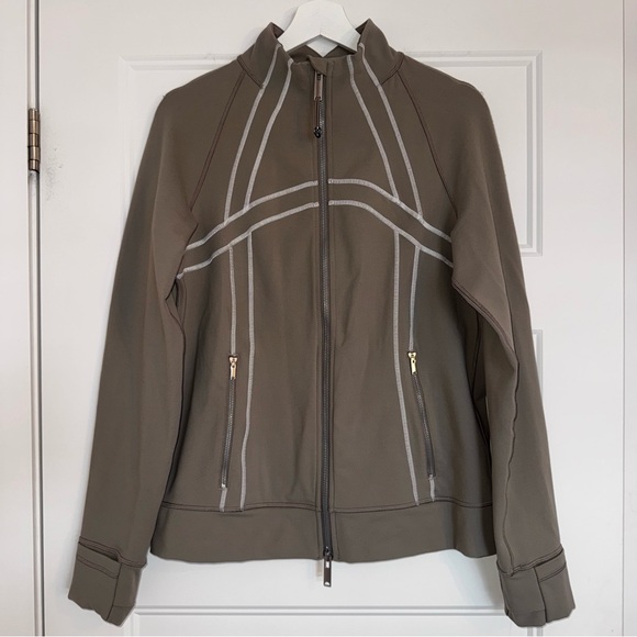 NWOT Lululemon Athletica Define Track Jacket Luon - Warm Ash Grey/White - Size 8 - Picture 4 of 11